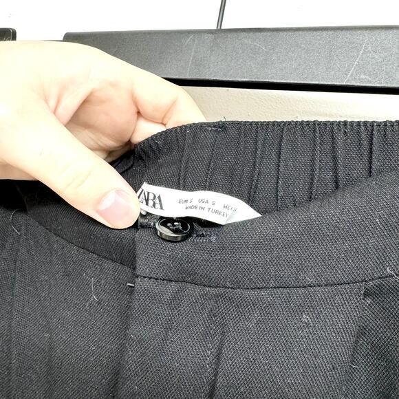 Zara Women Black Trousers Straight Hemed Dress Pants Size Small - Picture 2 of 3